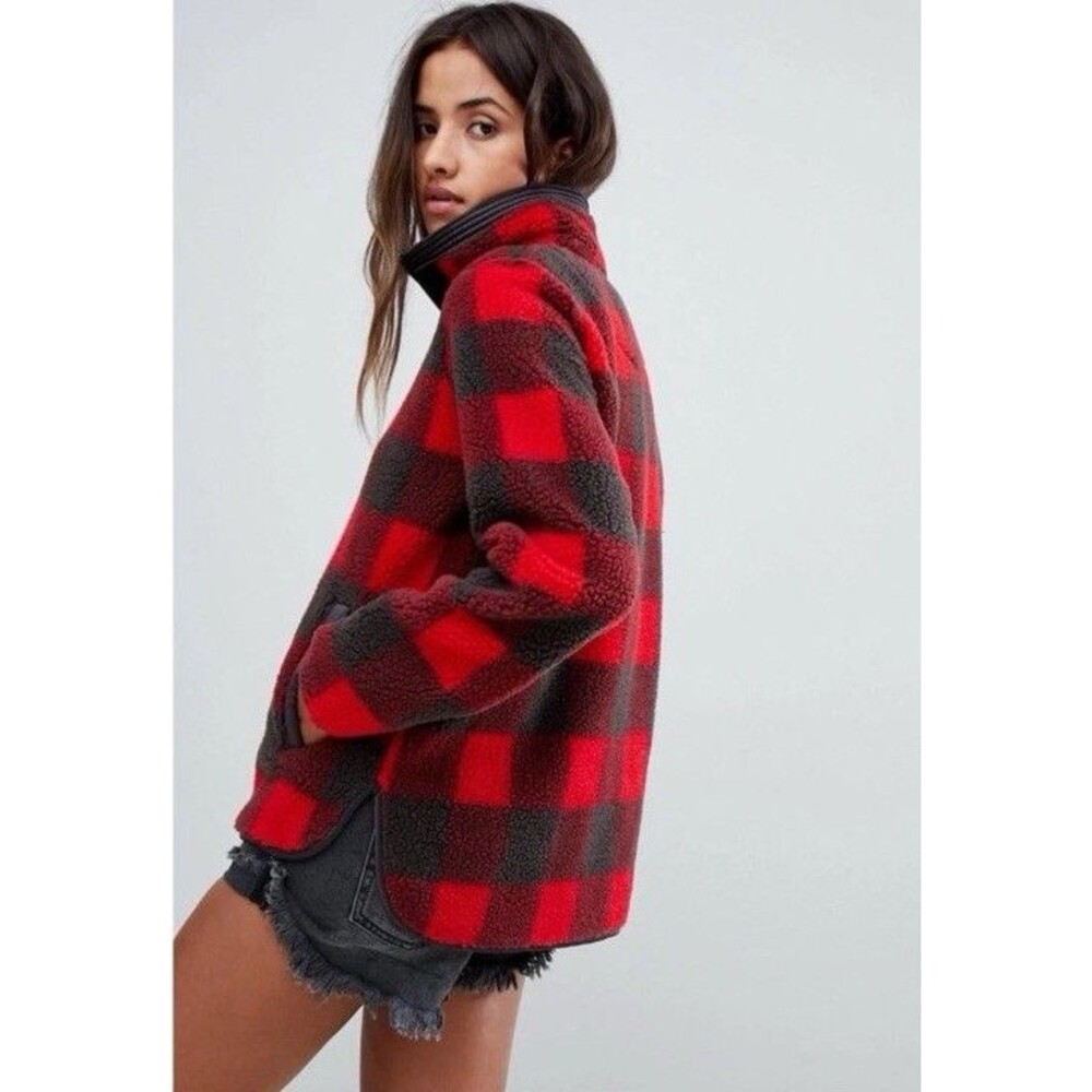 Abercrombie & Fitch Women’s S Sherpa Fleece Pullover Jacket Red Black Plaid - Picture 2 of 12